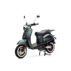 Nova Motors eRetro Star max 70KMH